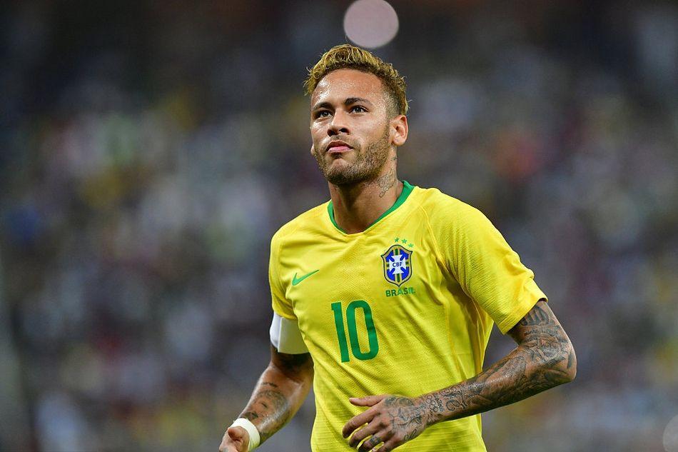 都体：DV9肌肉不适但伤情不重，保险起见周末联赛会替补