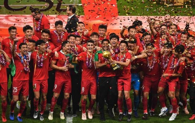 蒙雷亚尔：伊萨克转会完成太晚导致季前准备不足，影响了体能