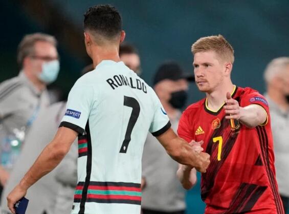 足坛一夜动态：曼城豪取19连胜，巴萨逆转马竞，纽卡热刺互相伤害