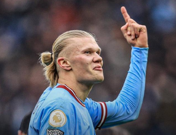 杰伦·约翰逊是第二位在25岁前完成20+18+16的球员