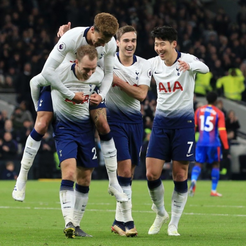 科林斯：我对保罗只有爱和尊重，但他不在这后确实安静了很多