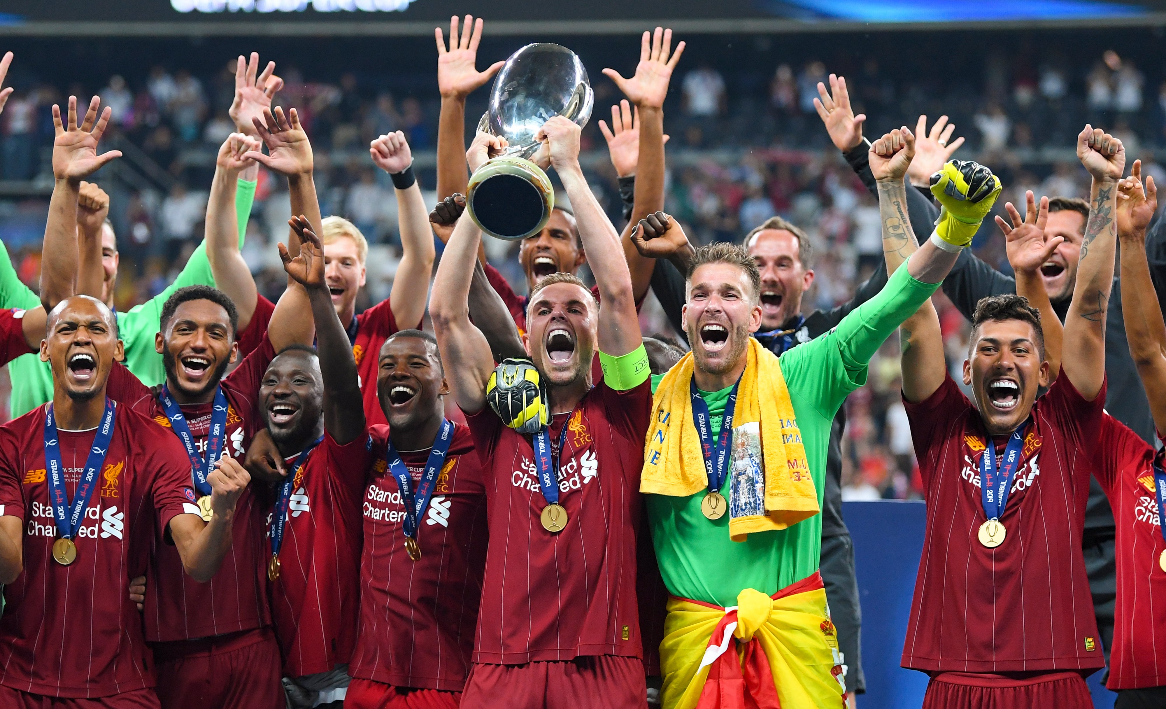 科比吊牌引热议，建议增设二维码防退货